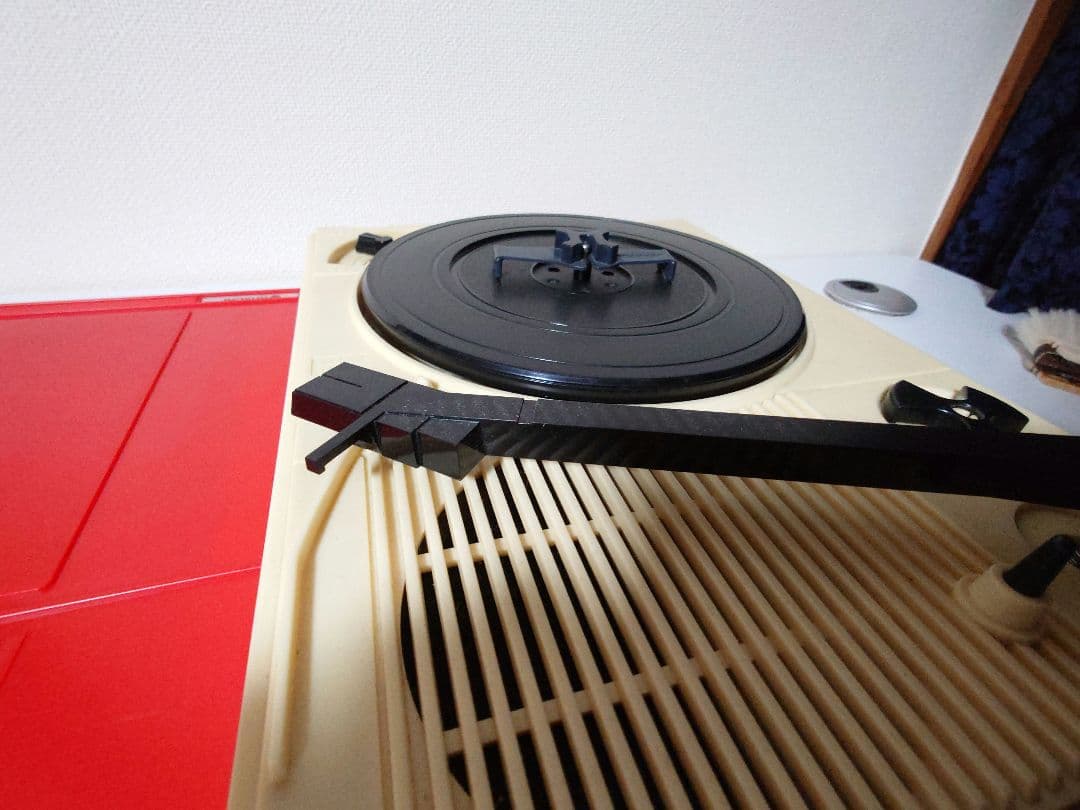 レトロHITACHI ポータブルレコードプレーヤー MQ-25 動作確認済み