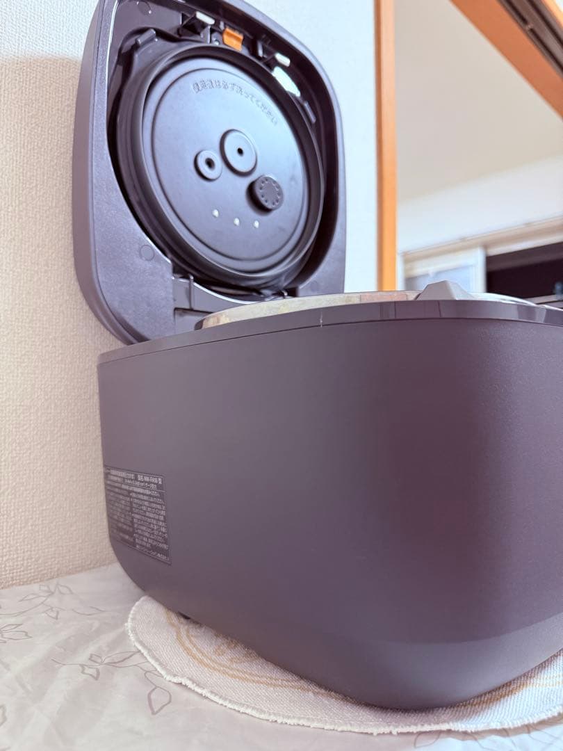 象印　炎舞炊き　圧力IH 1升 2022 NW-FA18