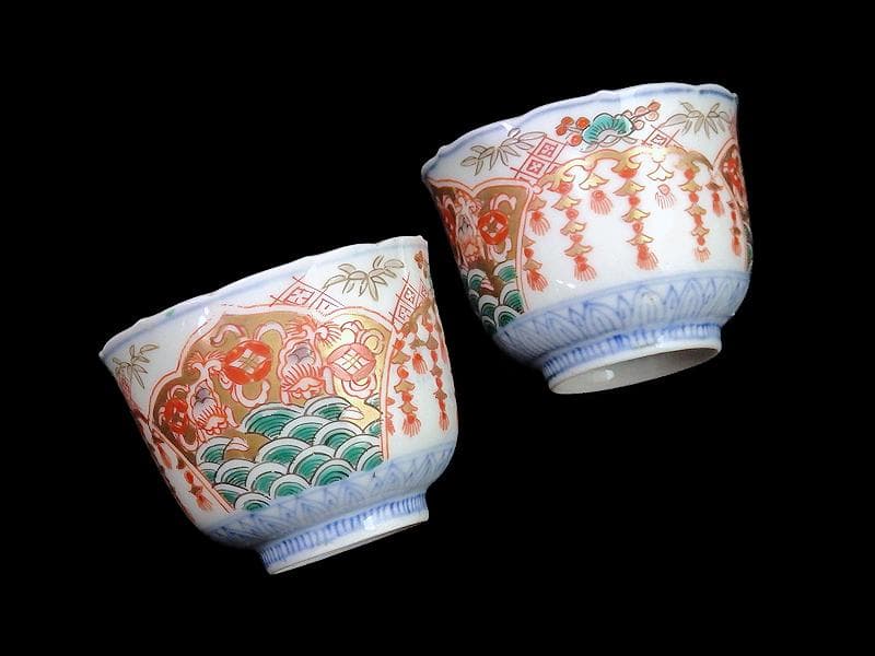 古伊万里　金襴手　瓔珞紋に松竹梅　獅子に青海波の図　猪口　E767AS-CRj