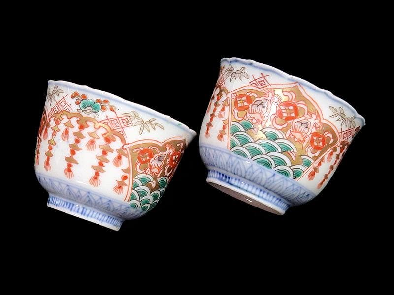 古伊万里　金襴手　瓔珞紋に松竹梅　獅子に青海波の図　猪口　E767AS-CRj