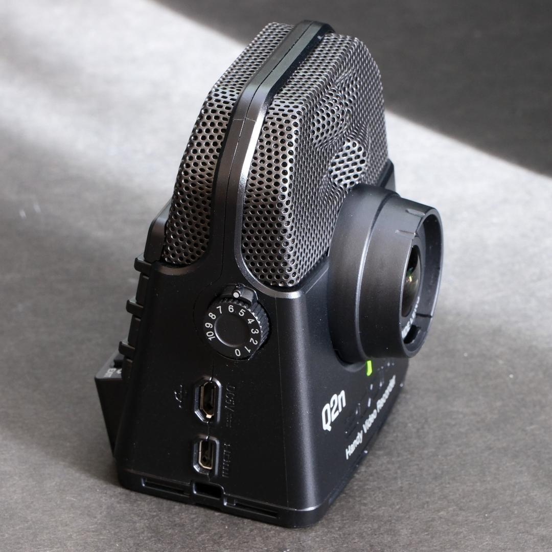 ビデオカメラ ZOOM Handy Video Recorder Q2n-4K