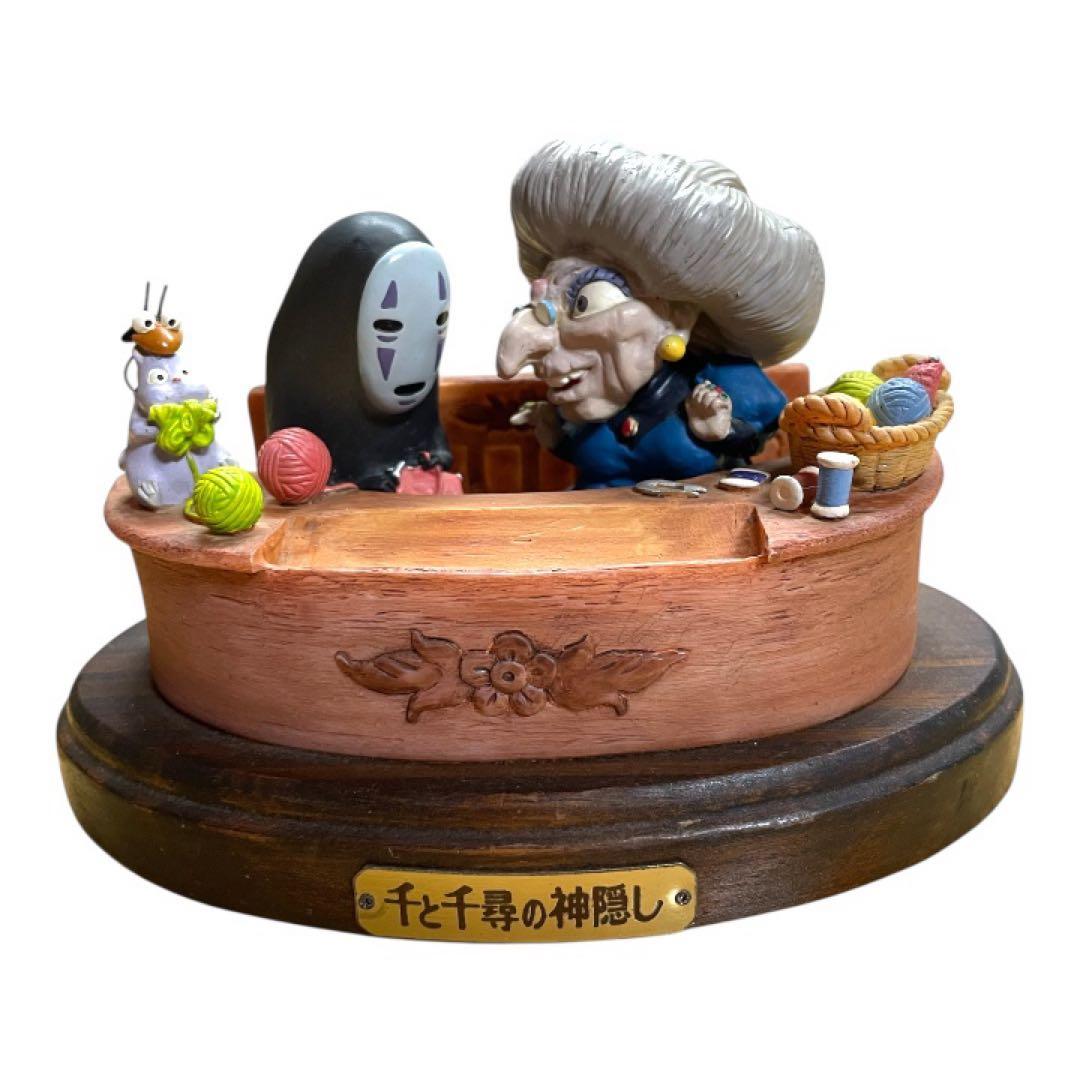希少品 千と千尋の神隠し 万年カレンダー 銭婆 カオナシ スタジオジブリ