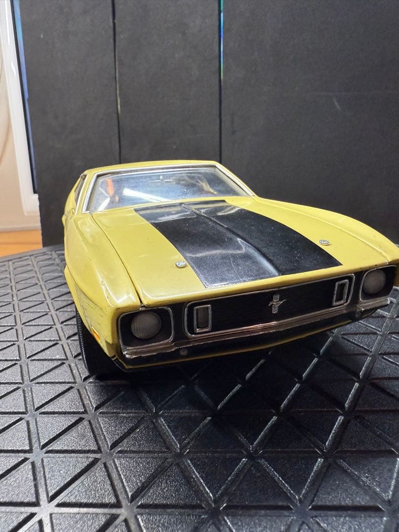 ジャンク 1/18フォードムスタング