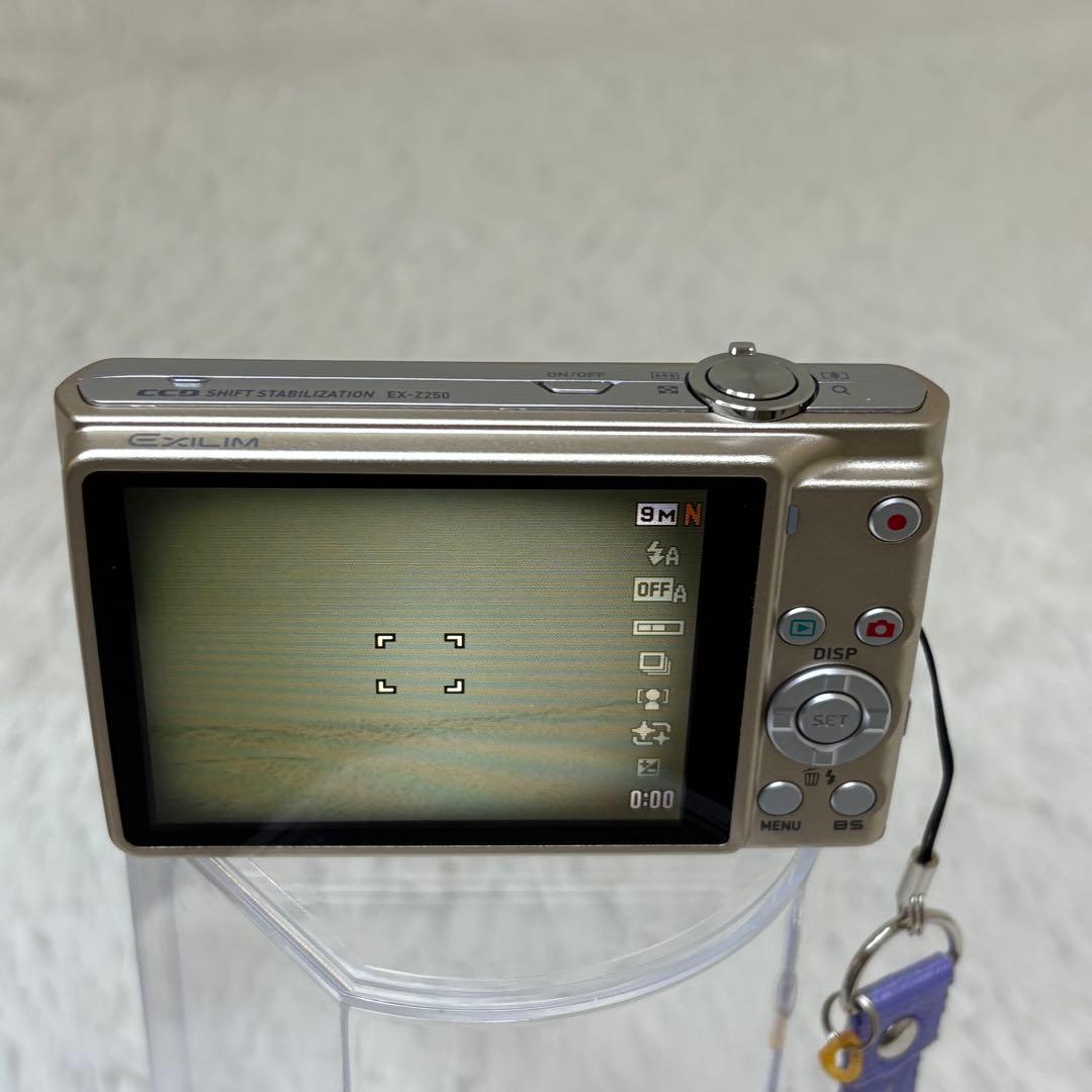 CASIO カメラ　EX-Z250 充電器　説明書　ゴールド コンデジ　動作品