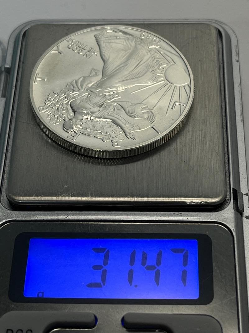 1989年「イーグル•ウォーキングリバティ」純銀1オンス銀貨