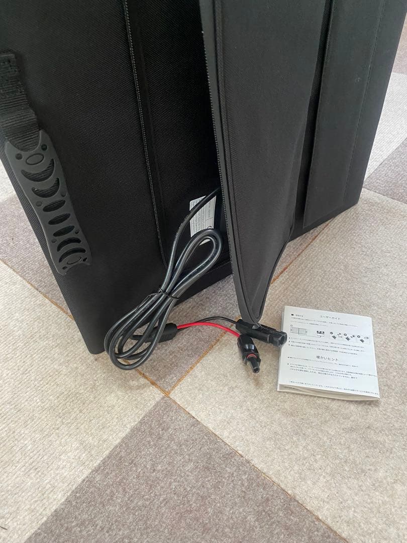 【美品/値下げ】300w折りたたみソーラーパネル