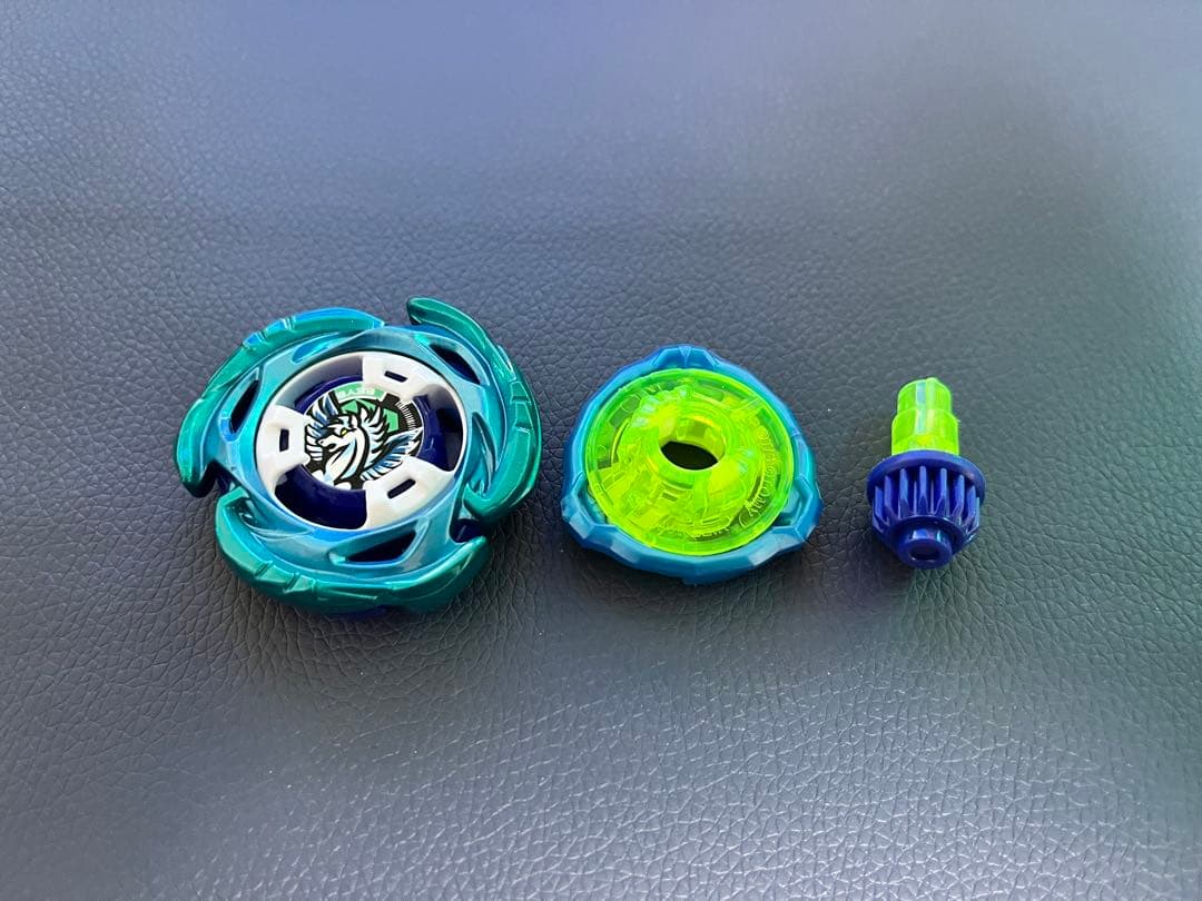 新品未使用 ベイブレードX エアロペガサス3-70A 本体のみ