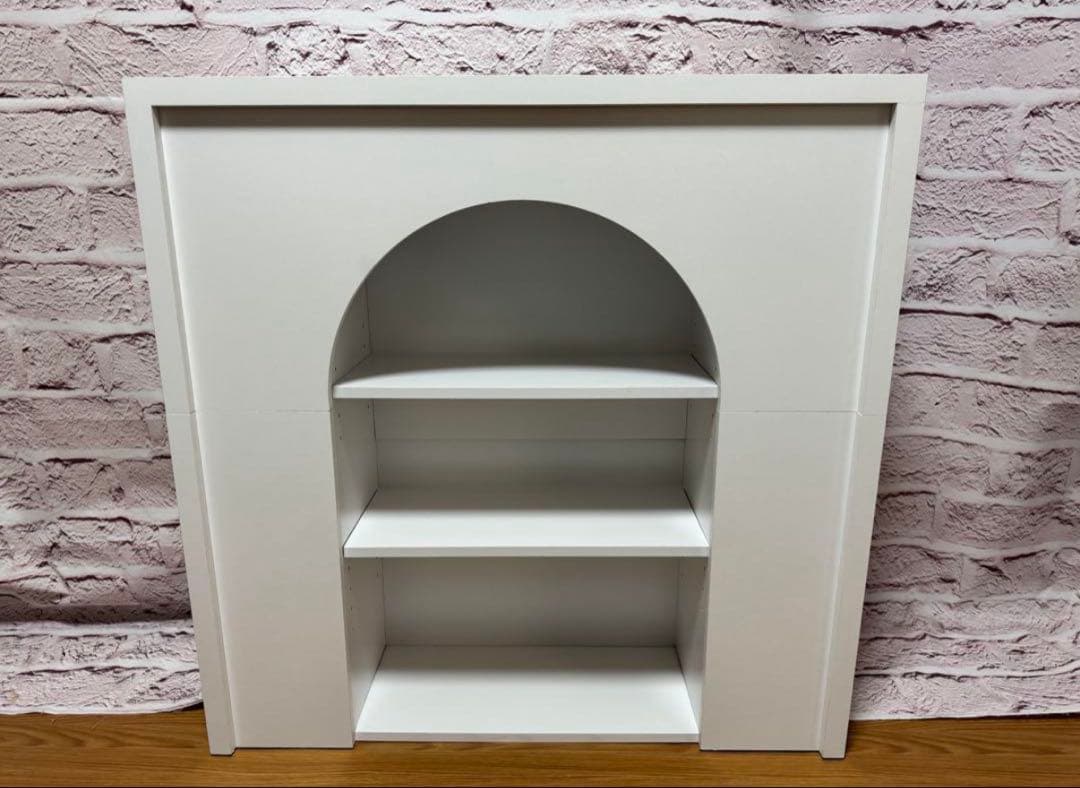 ロウヤ　マントルピース