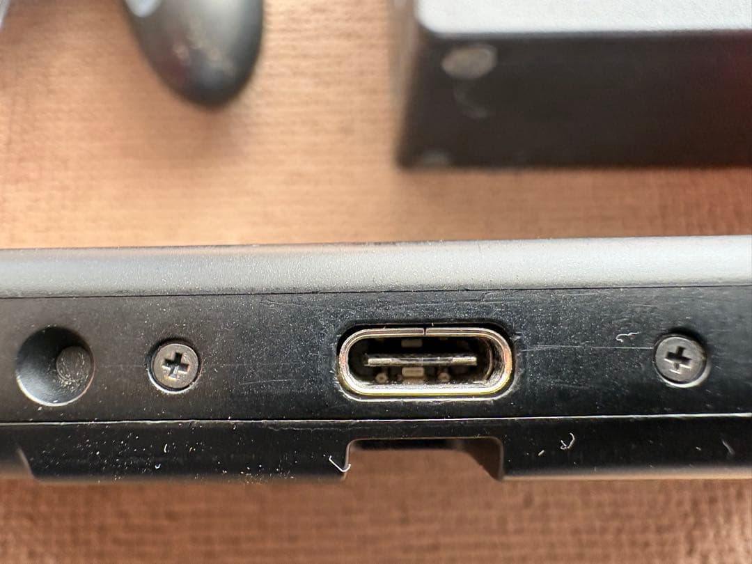 ま*る様 Nintendo Switch 赤色 本体と付属品