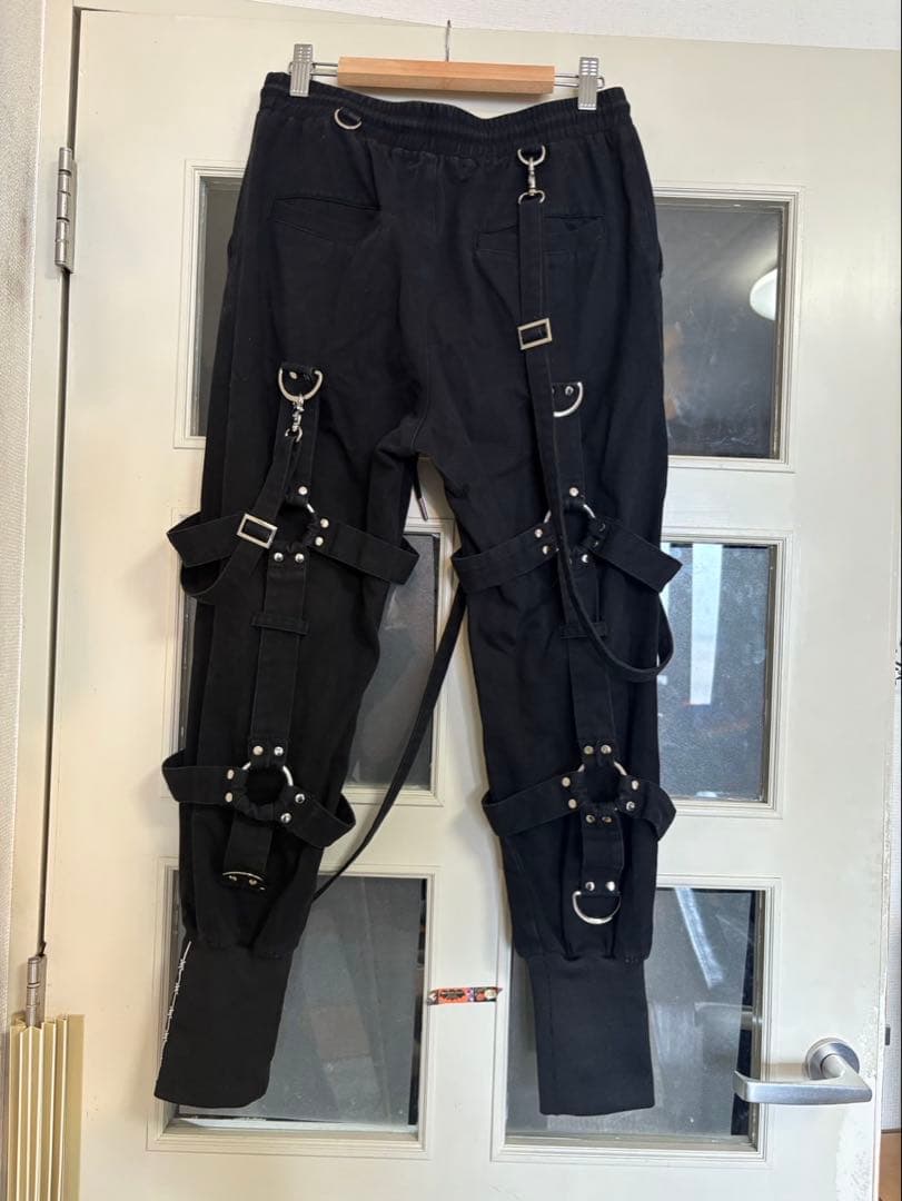 レフレム　ボンテージカーゴパンツ中古