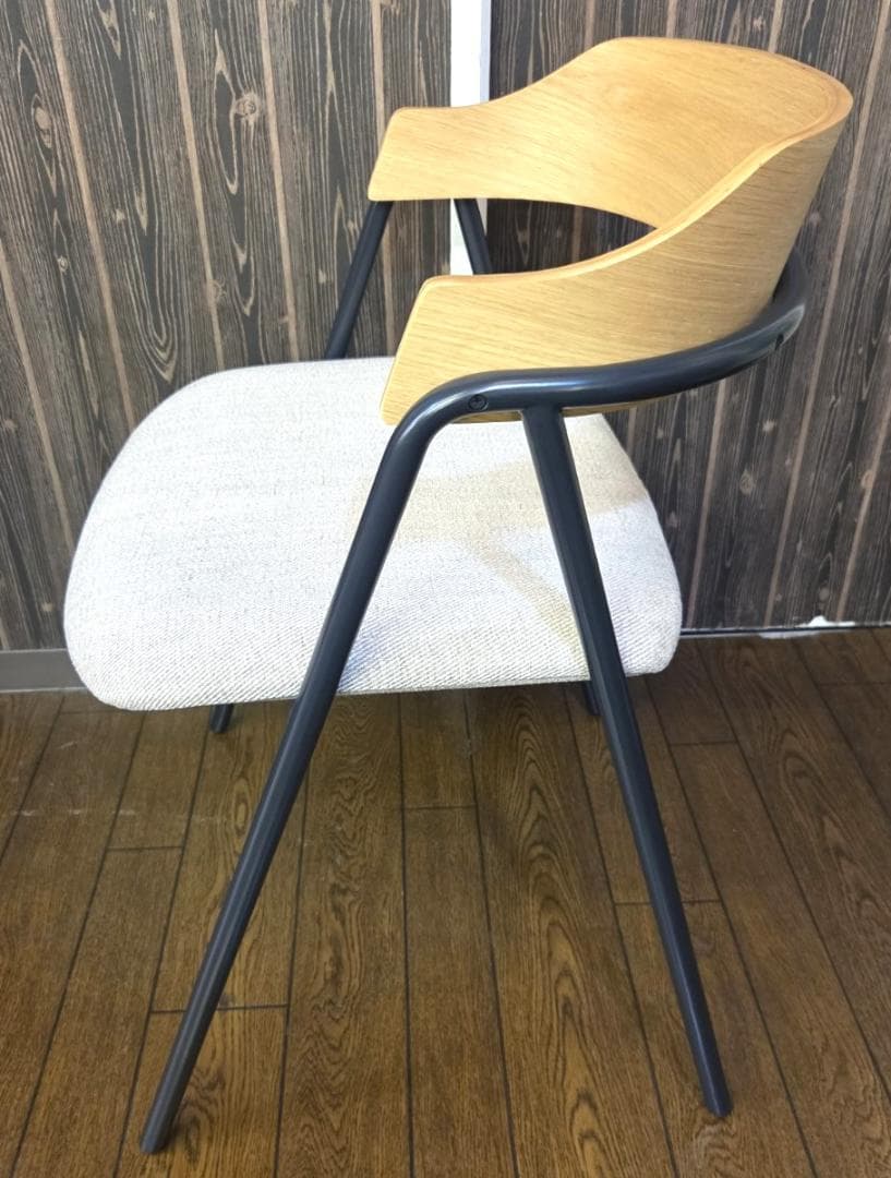 〈現状渡し〉unico ウニコ ELEMT エレムト チェア アイアン