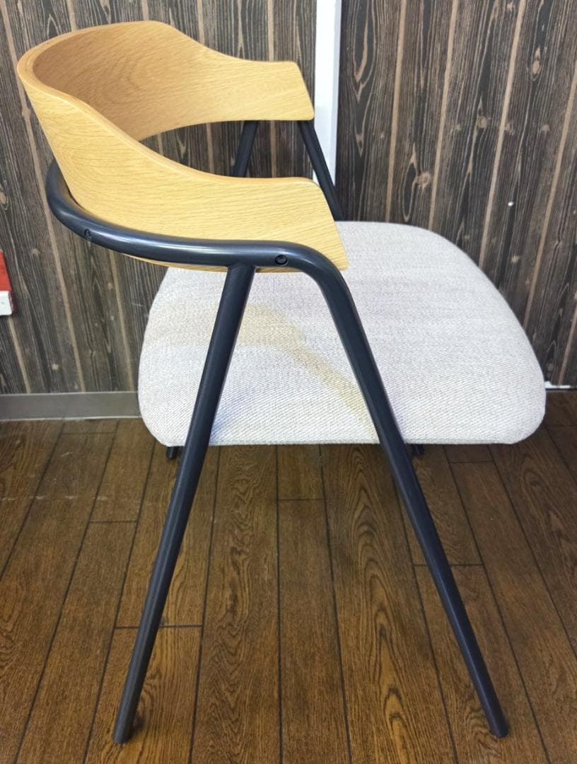 〈現状渡し〉unico ウニコ ELEMT エレムト チェア アイアン