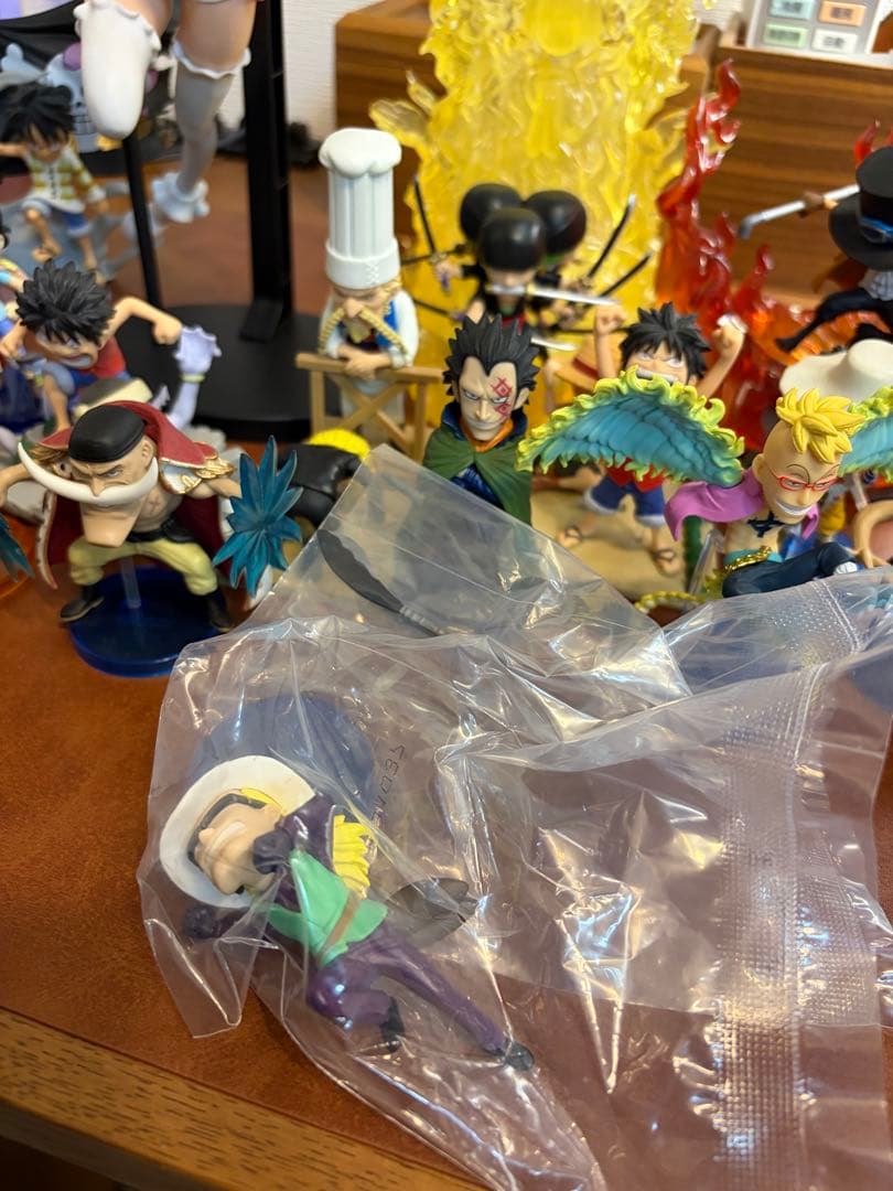 ワンピース　ワーコレ　まとめ売り　ドラゴン　白ひげ　等　17体　WCF