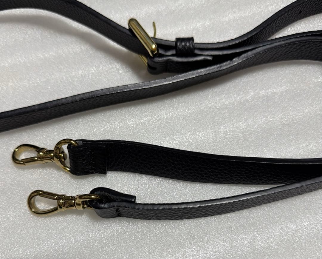 正規品バンドリヤー スマホケースストラップ iPhone15Pro ヘイリー　黒