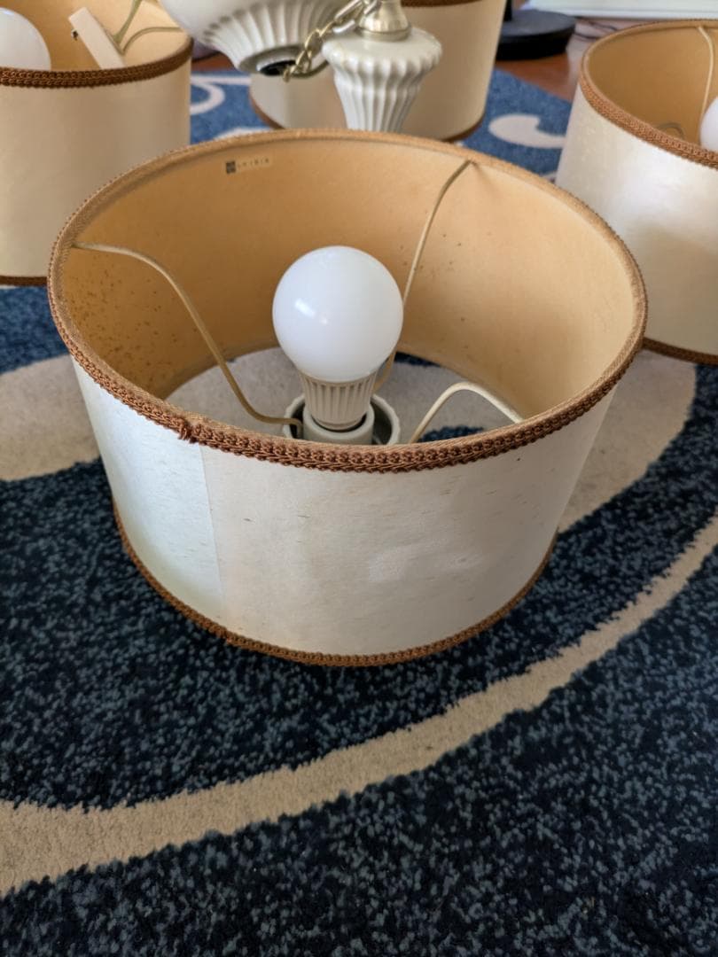 ナショナル製　クリーム色シーリングライト 4灯