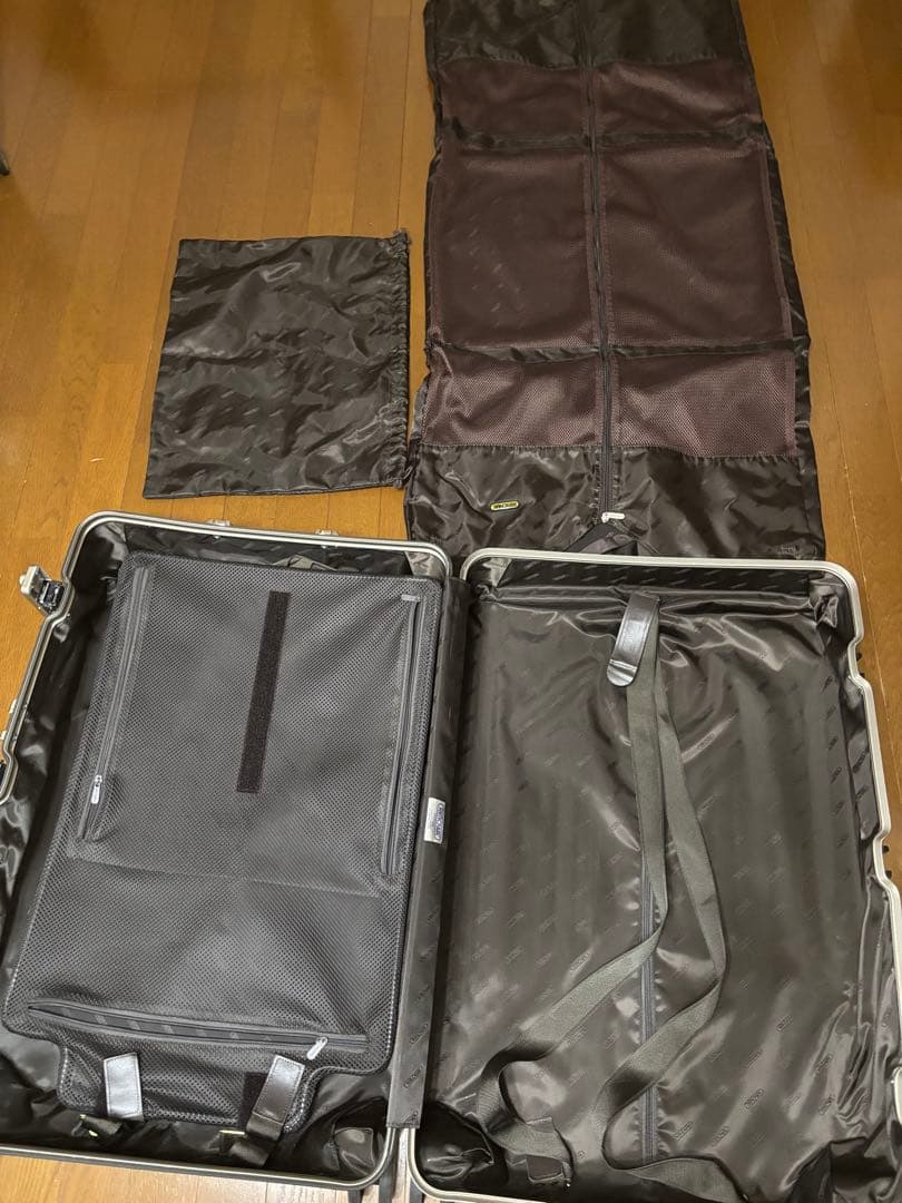 RIMOWA リモワ トパーズ チタニウムTOPAS TITANIUM 78L