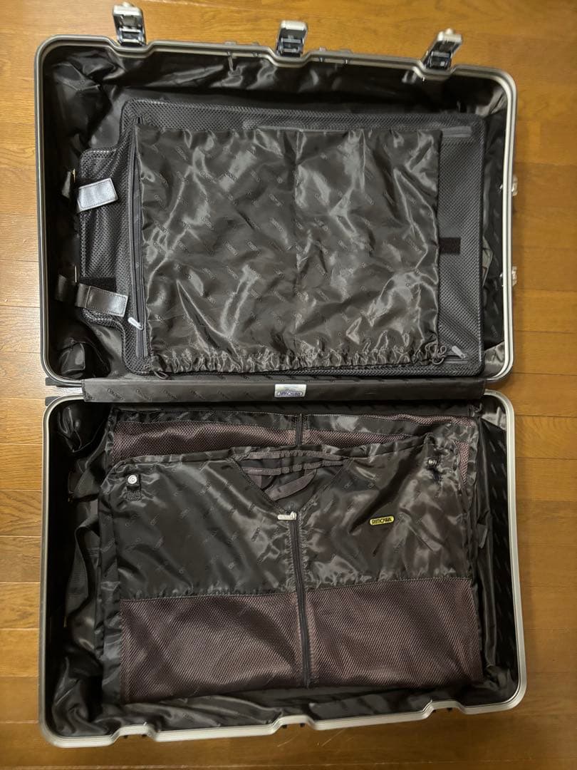 RIMOWA リモワ トパーズ チタニウムTOPAS TITANIUM 78L