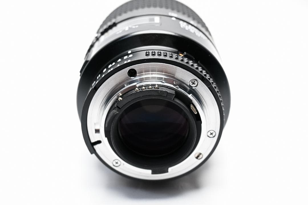 ニコン AI AF Micro Nikkor 105mm F2.8D