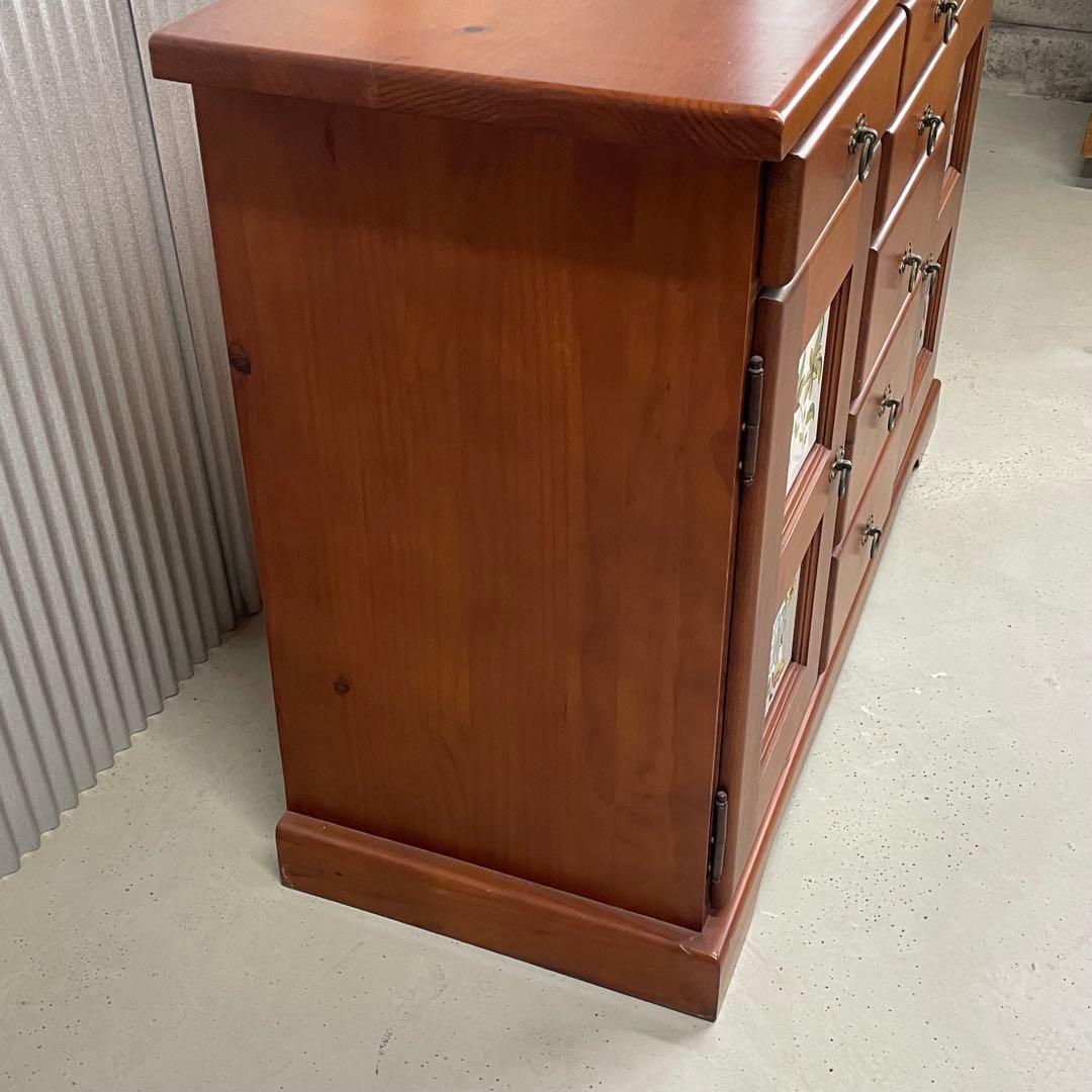 南欧風 タイルキャビネット 花柄 バレンシア調 サイドボード 収納家具