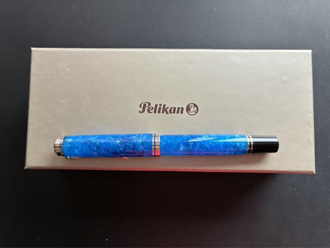 【新品】ペリカン 万年筆 Ｍ８０５ ヴァイブラントブルー Fニブ