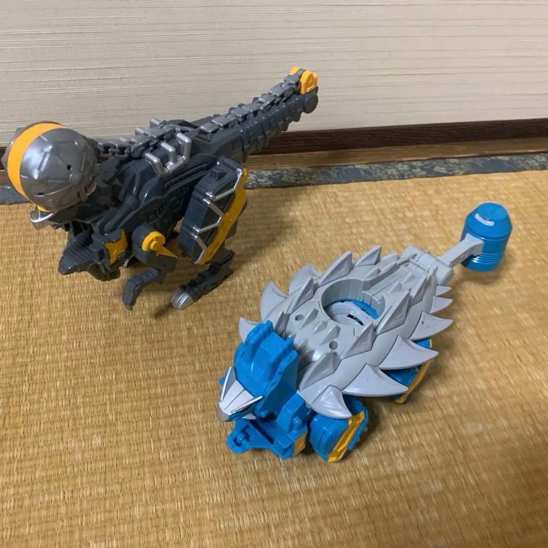 DX獣電竜トバスピノ　アンキドン　ブンパッキー　スピノダイオー　セット