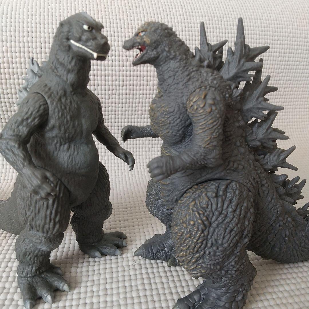 ゴジラ10体〈ゴールド/シルバー/新旧対決/ピンク/巨大異形/富士山〉ソフビ