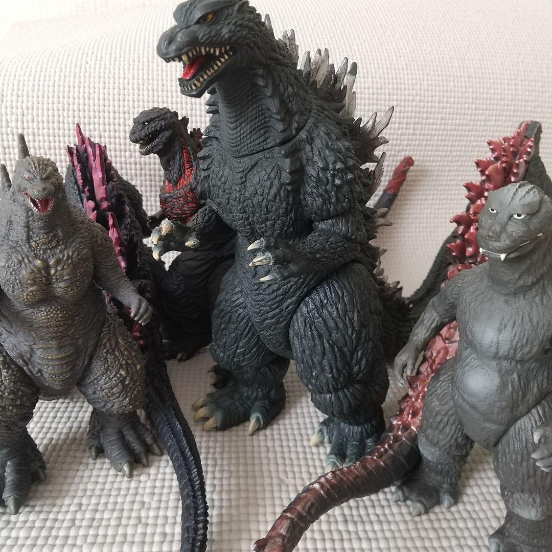 ゴジラ10体〈ゴールド/シルバー/新旧対決/ピンク/巨大異形/富士山〉ソフビ