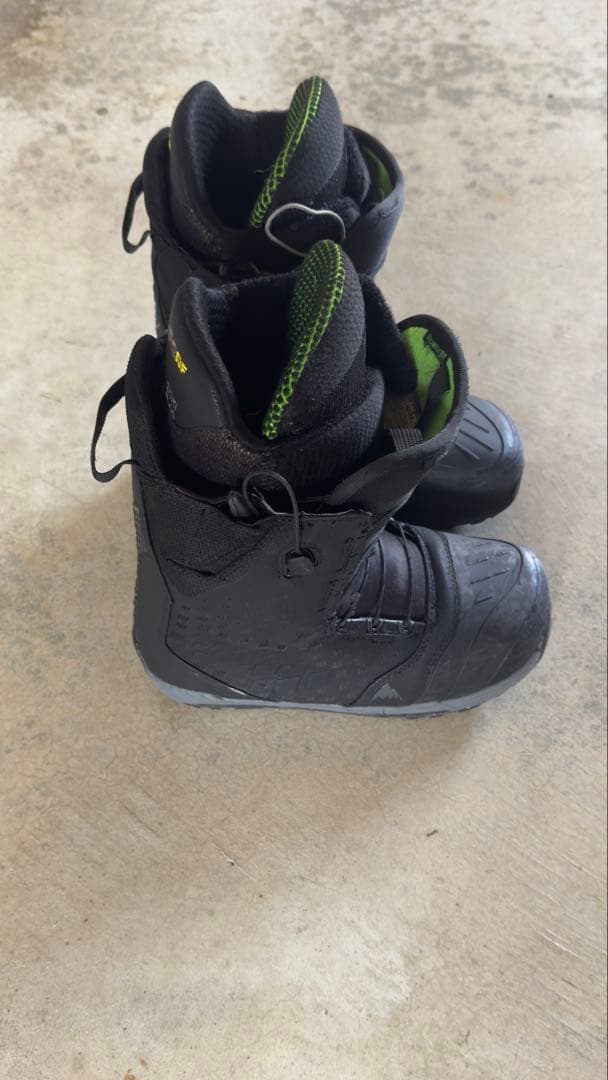 Burton IONスノーボードブーツ ブラック