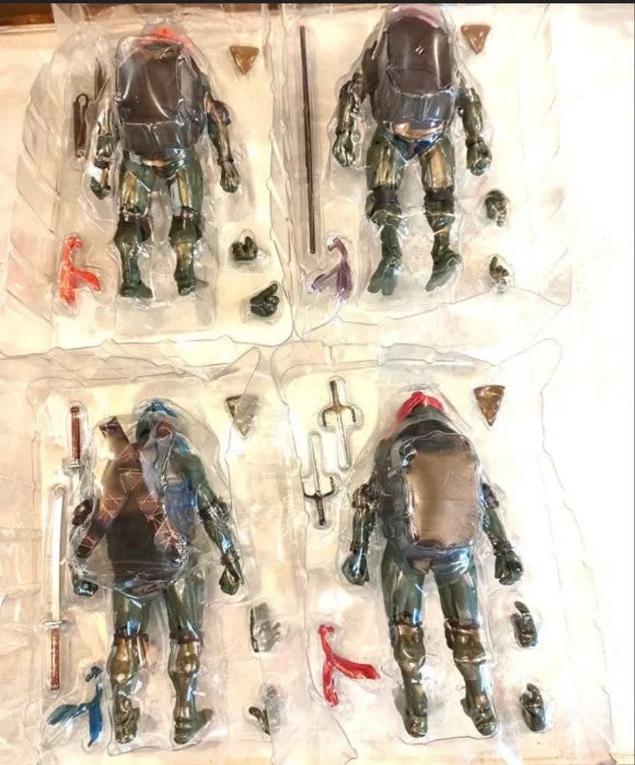 新品　ミュータント・ニンジャ・タートルズ フィギュア 4体セット　NECA ネカ