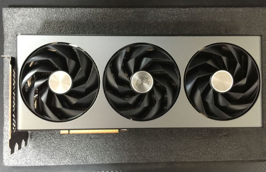 グラフィックボード・グラボ・ビデオカード Sapphire NITRO+ Radeon RX 7800 XT 16GB