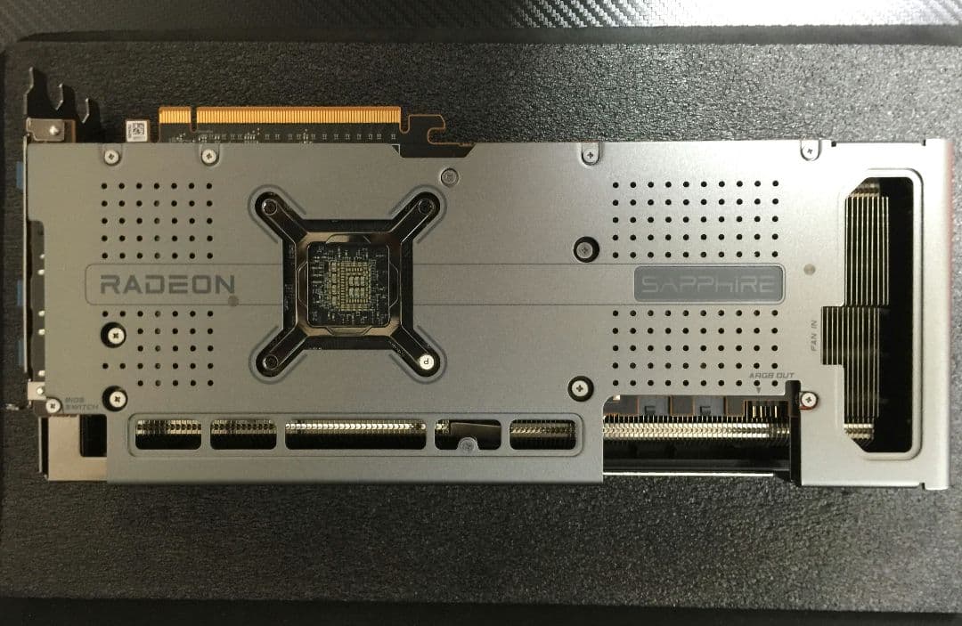 グラフィックボード・グラボ・ビデオカード Sapphire NITRO+ Radeon RX 7800 XT 16GB