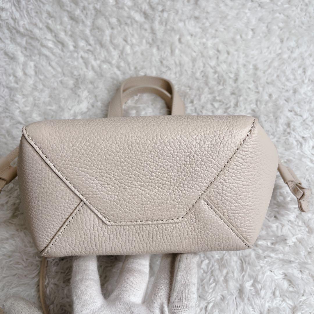 未使用級 フルラ ネット 現行 2way ベ－ジュ ハンドバッグ ミニ レザー