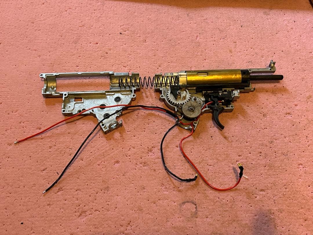 東京マルイ製次世代電動ガン、内部メンテナンス、ロアレシーバレーザ刻印追加