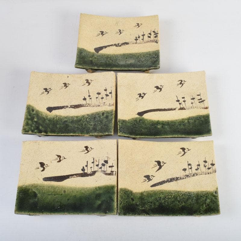 北大路魯山人作　織部焼　青織部　鳥文　四方皿　五客　時代箱　M　8981