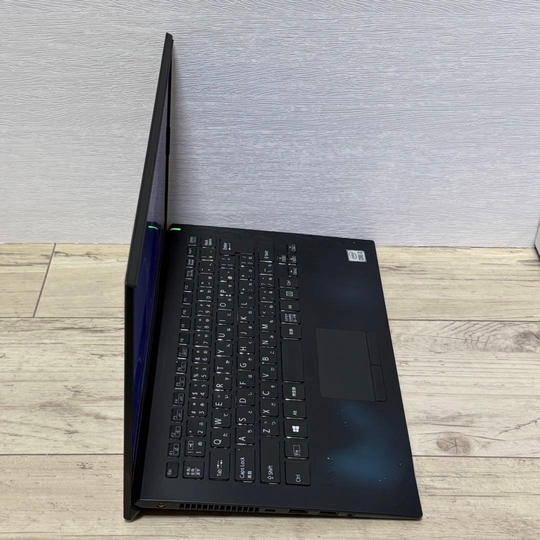 第10世代i3 8GB VAIO Pro PK VJPK13C11N FHD