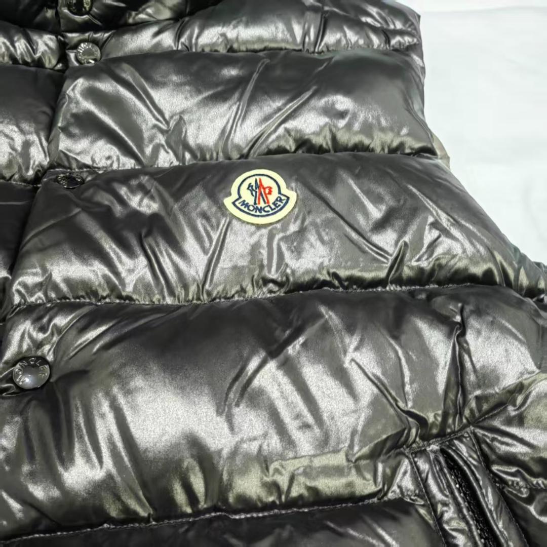 モンクレール　ダウンベスト　ワッペン　4 黒