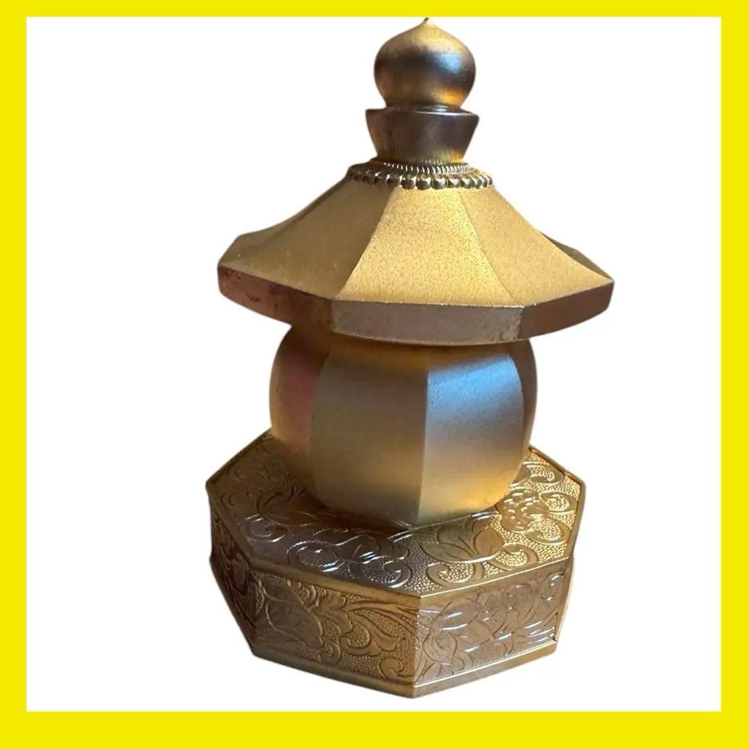 実家整理品　八角五輪塔　？　重さ　約1335g