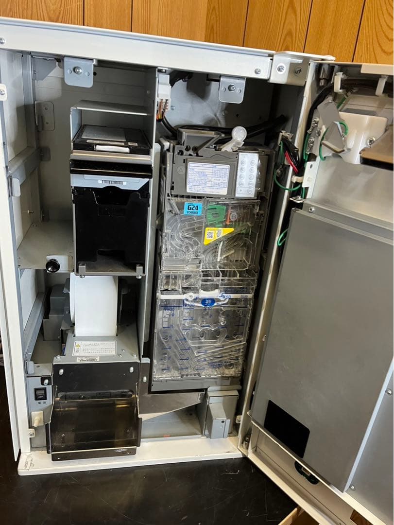 マミヤオーピー 卓上券売機 VMT-120 新紙幣、新500円硬化対応 30口座