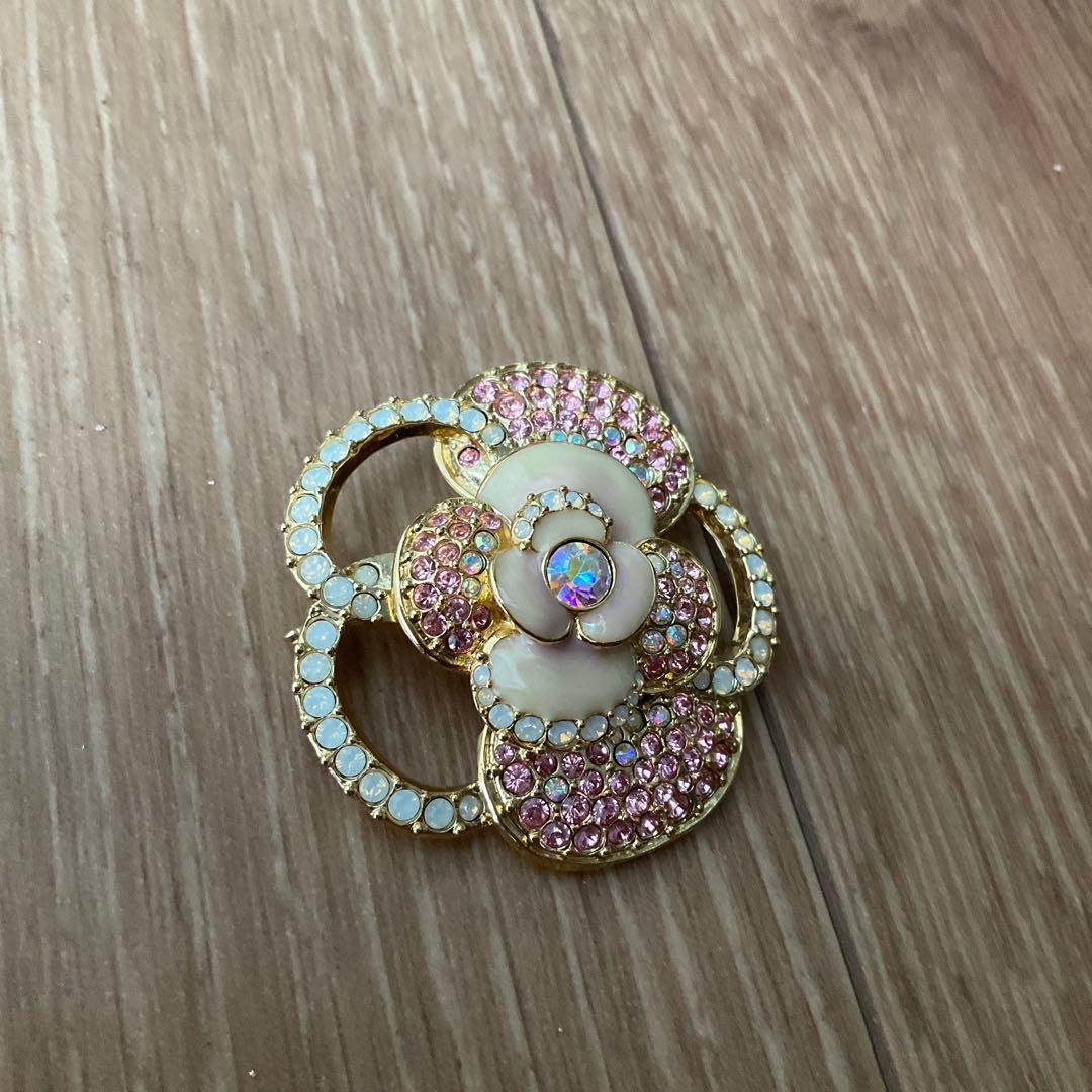 ANNA SUI アナスイ　ブローチ　薔薇　バラ　ピンク　ビジュー