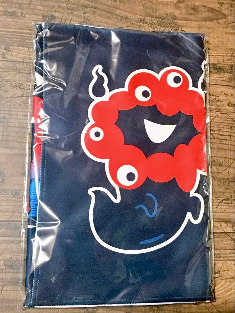 【初耳怪談　おばけ ミャクミャク Tシャツ、タオル、シール等の6点セット】万博