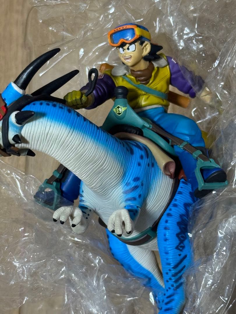 デスクトップリアルマッコイ　恐竜　孫悟空