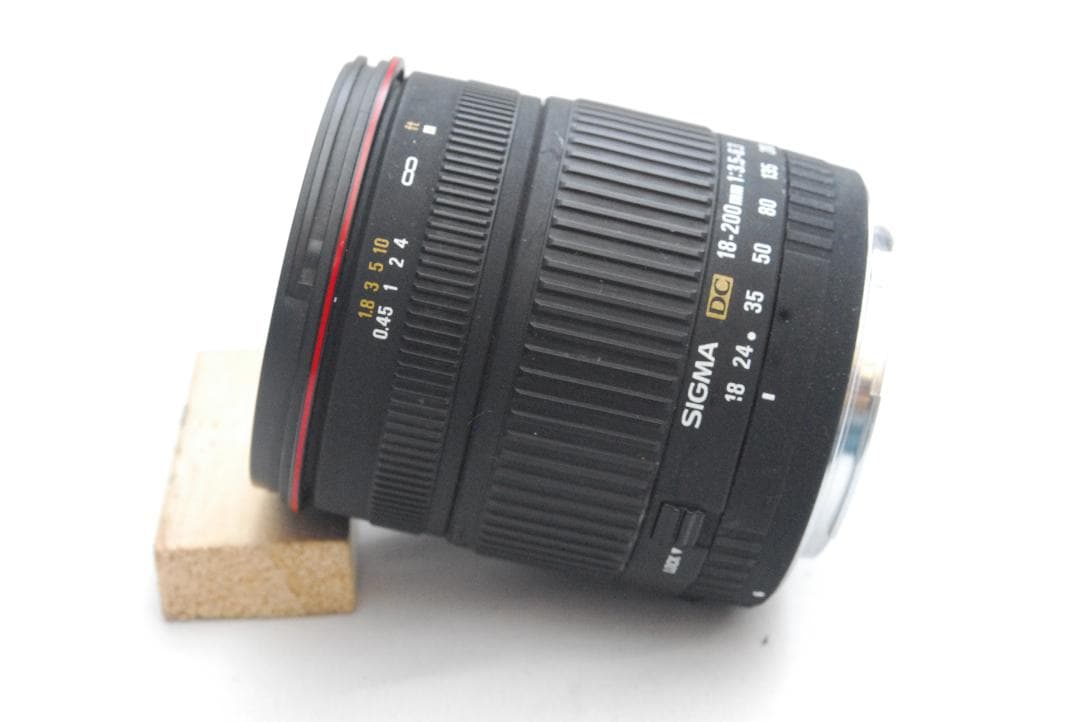 SIGMA DC 18-200mm 1:3.5-6.3 (良品）