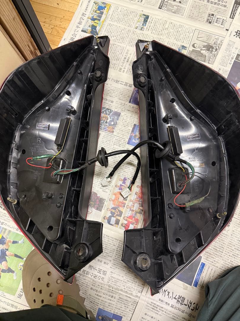 アクア　テールランプ　ヴァレンティ