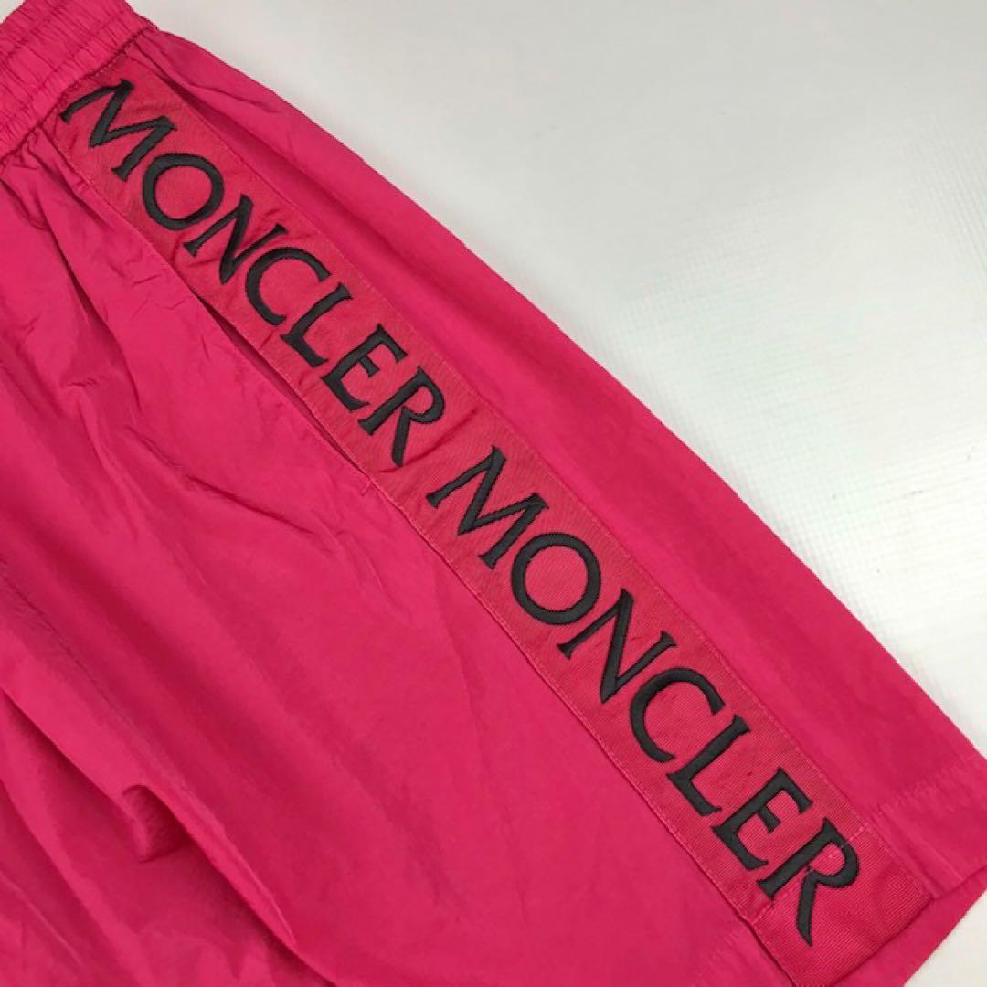 美品★モンクレール・ワッペン付 ブランドロゴ刺繍ライン スイムパンツ(46)