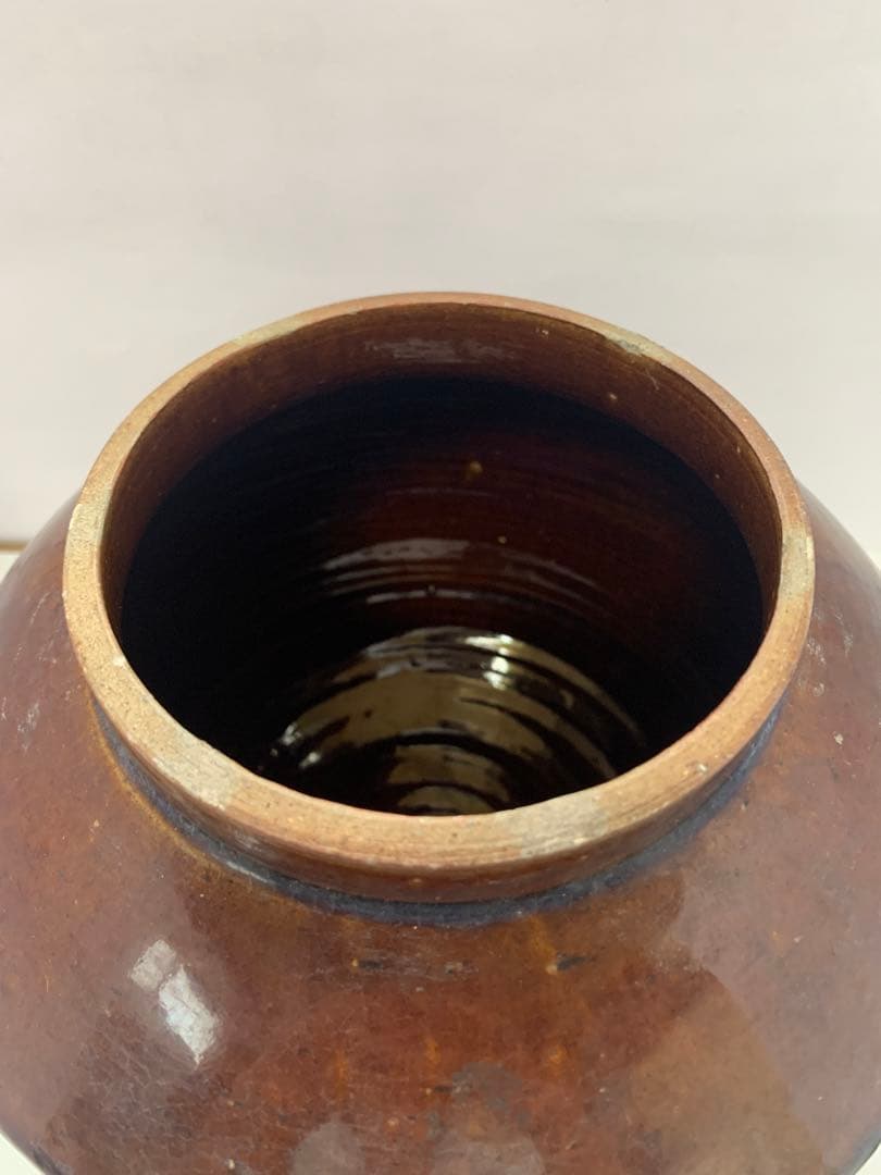 李朝　飴釉　茶色 陶器 八角形 蓋付き壺　送料込み