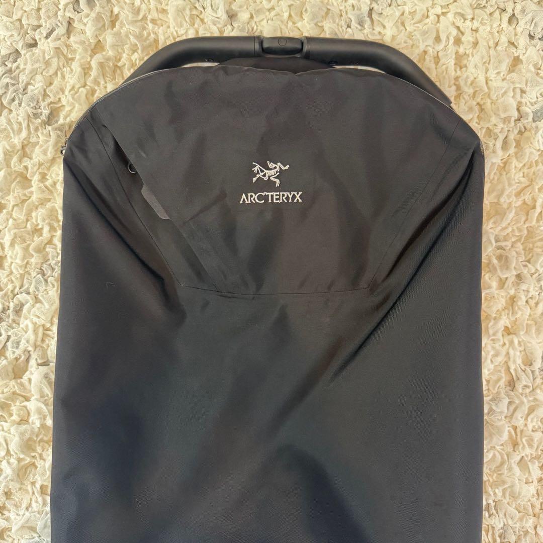【廃盤品】アークテリクス V80 Rolling Duffel キャリーバック