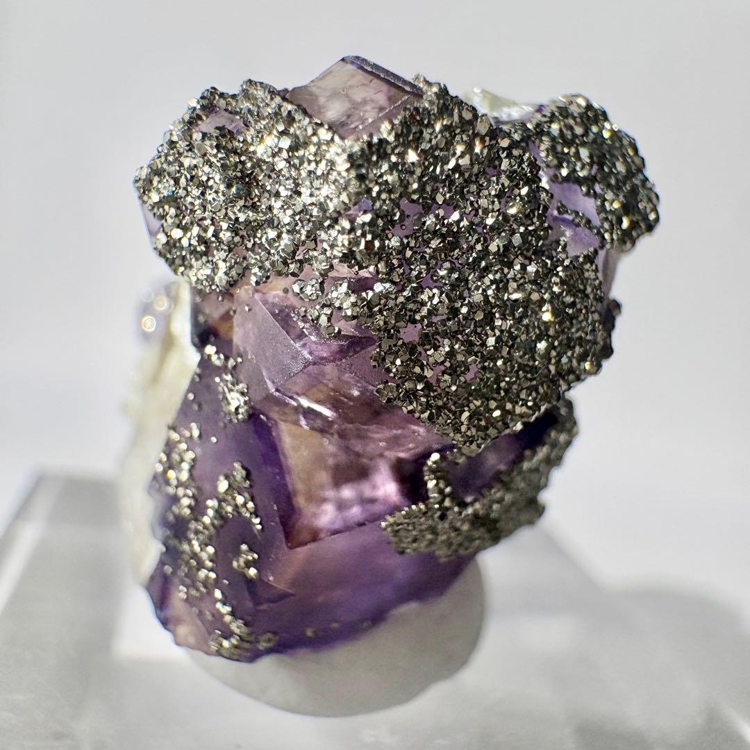 516 中国 内モンゴル産 レアタイプ フローライト&パイライト&クォーツ