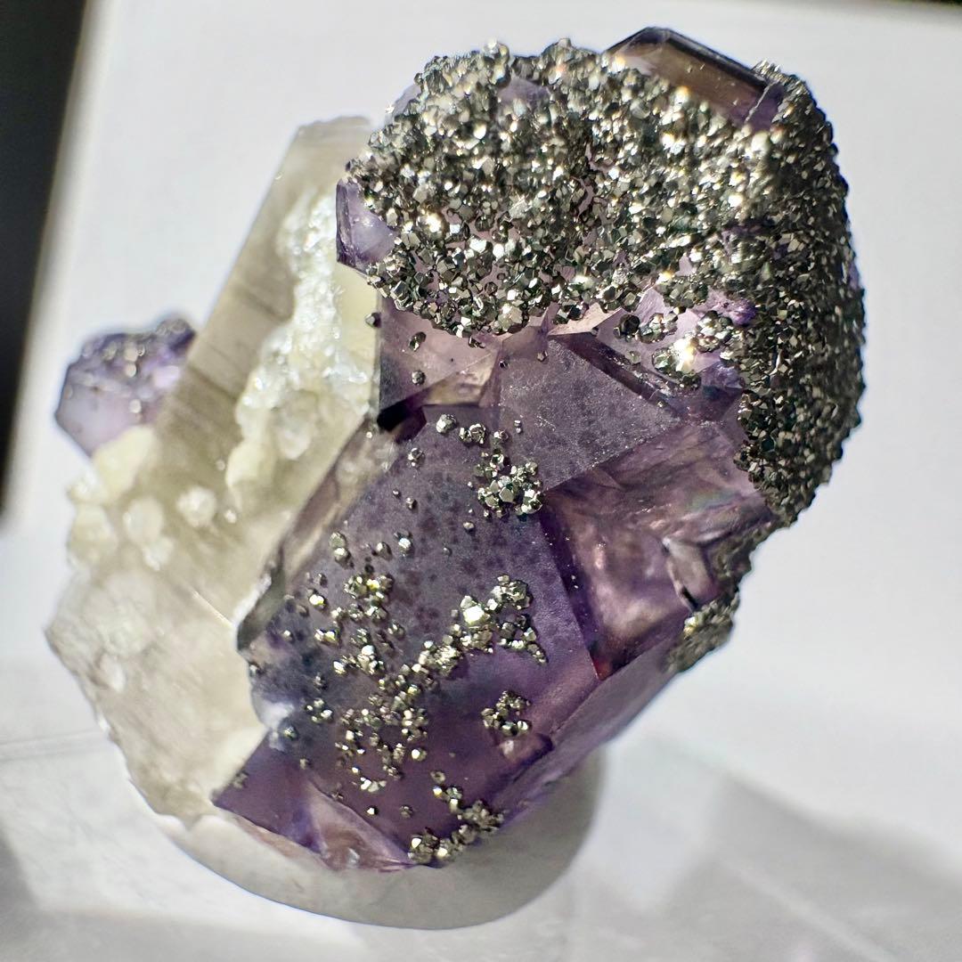 516 中国 内モンゴル産 レアタイプ フローライト&パイライト&クォーツ