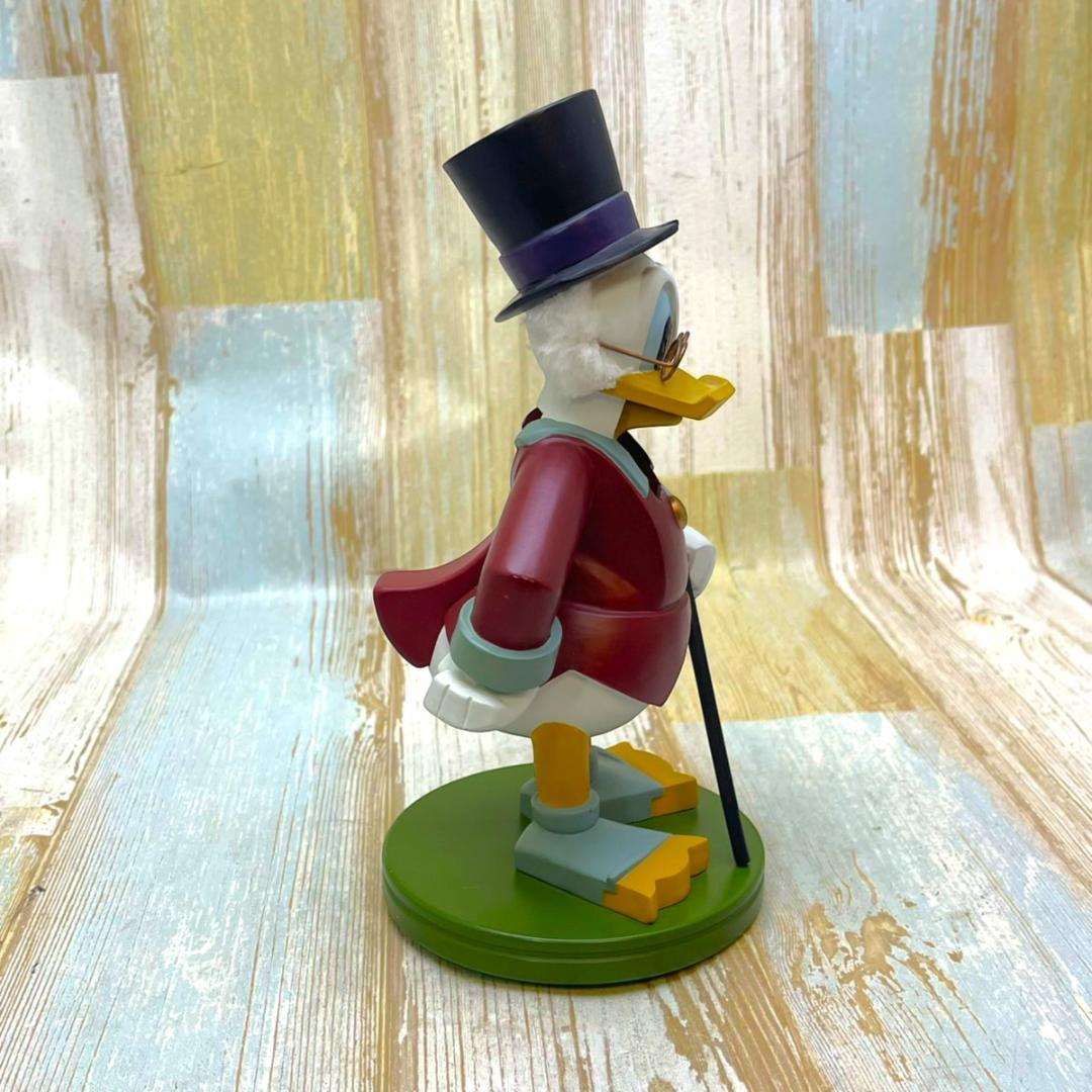スクルージ マクダック くるみ割り人形 フィギュア