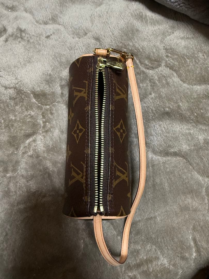 ルイヴィトン　LOUIS VUITTON パピヨン　ポーチ　　箱　ミニバッグ付き